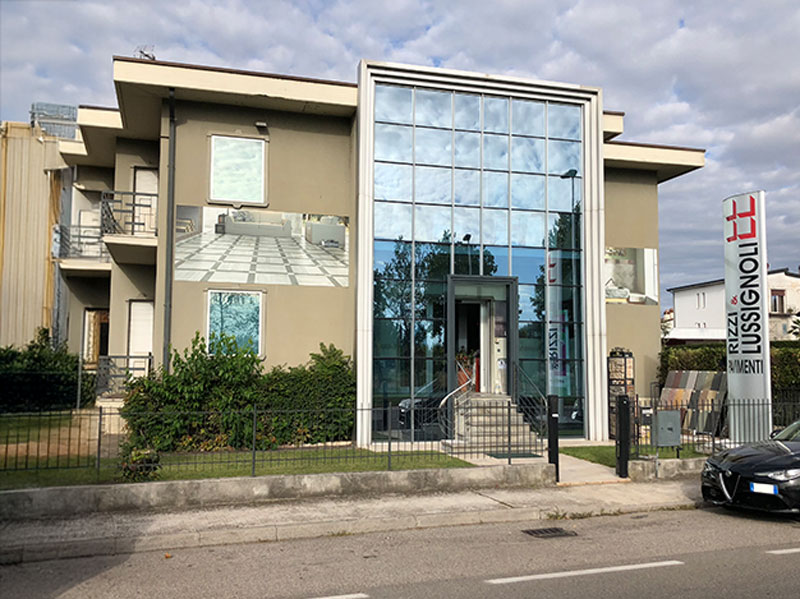 welcome03 Pavimenti e rivestimenti a Brescia | Rizzi & Lussignoli